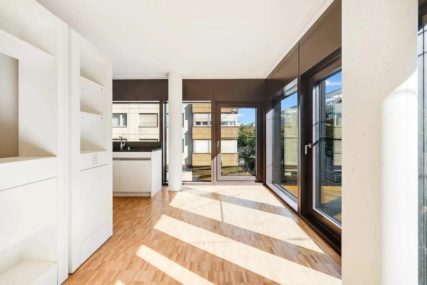 Exclusive Apartment in Basel - Prestige & Elegance - Photo 4 of 12