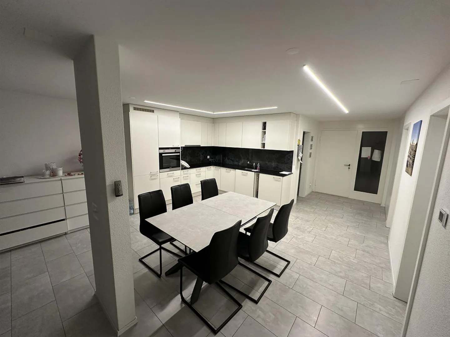 Terrace Apartment - Photo 3 of 10