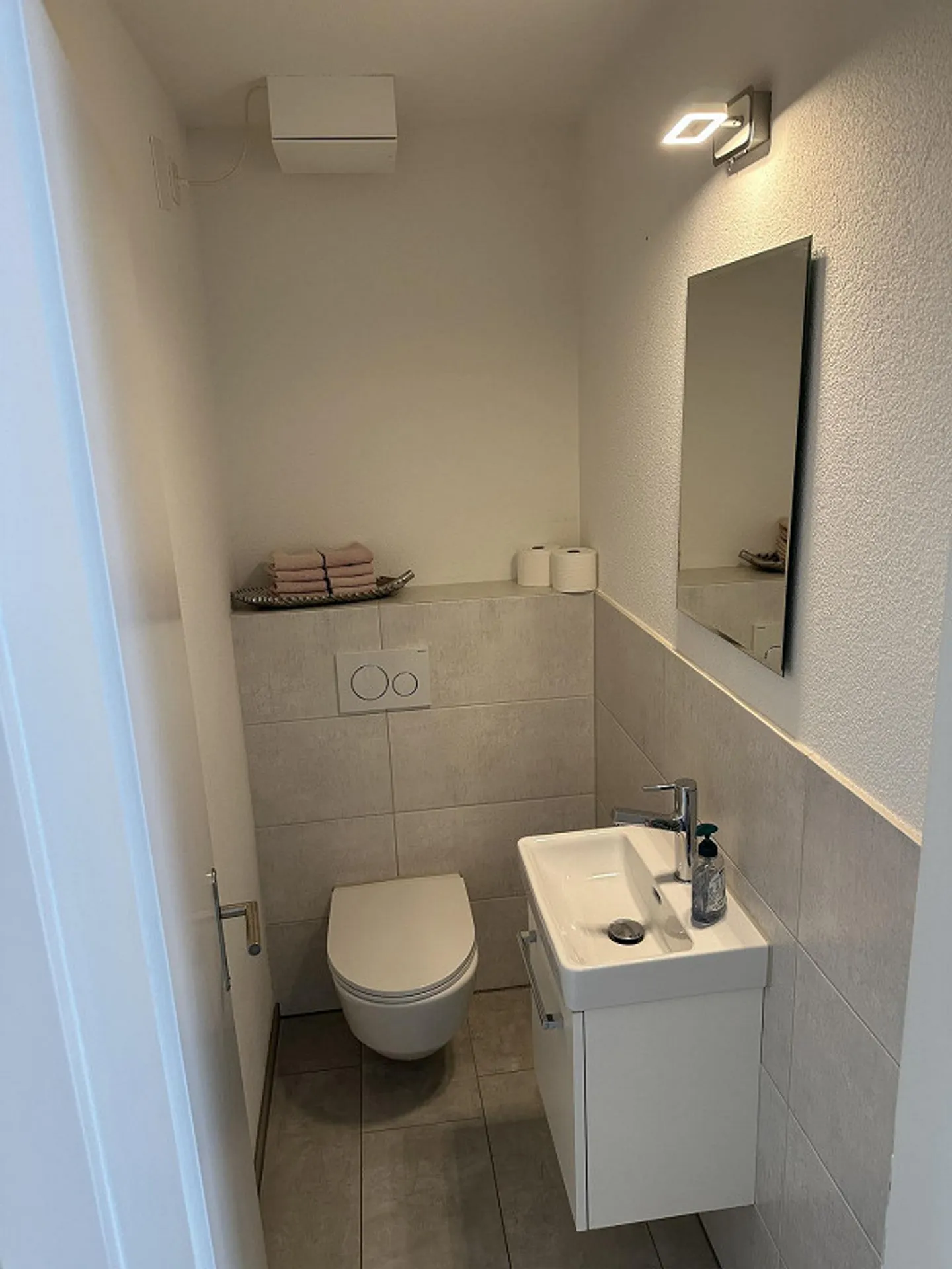 Terrace Apartment - Photo 8 of 10