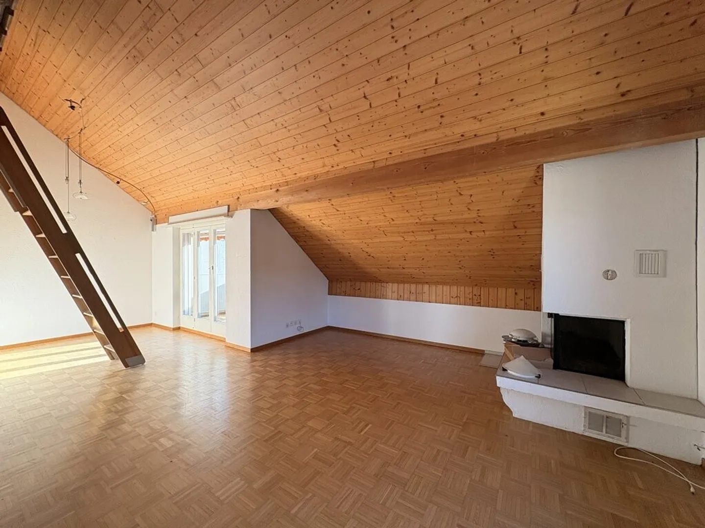 4-room apartment - Photo 2 of 11