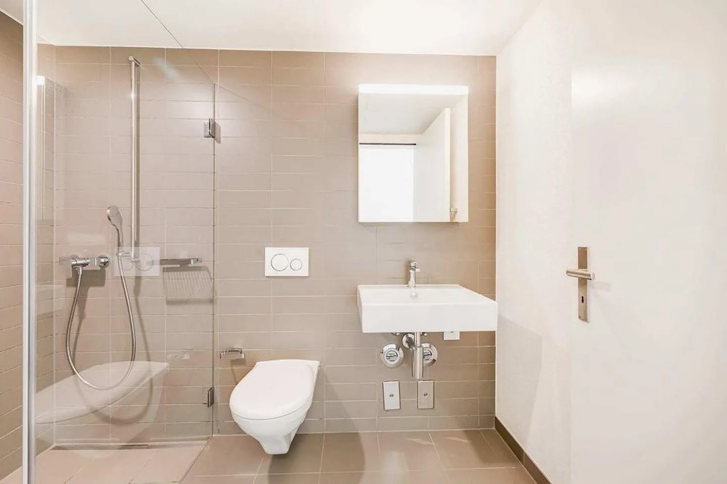 Exclusive Apartment in Basel - Prestige & Elegance - Photo 12 of 12