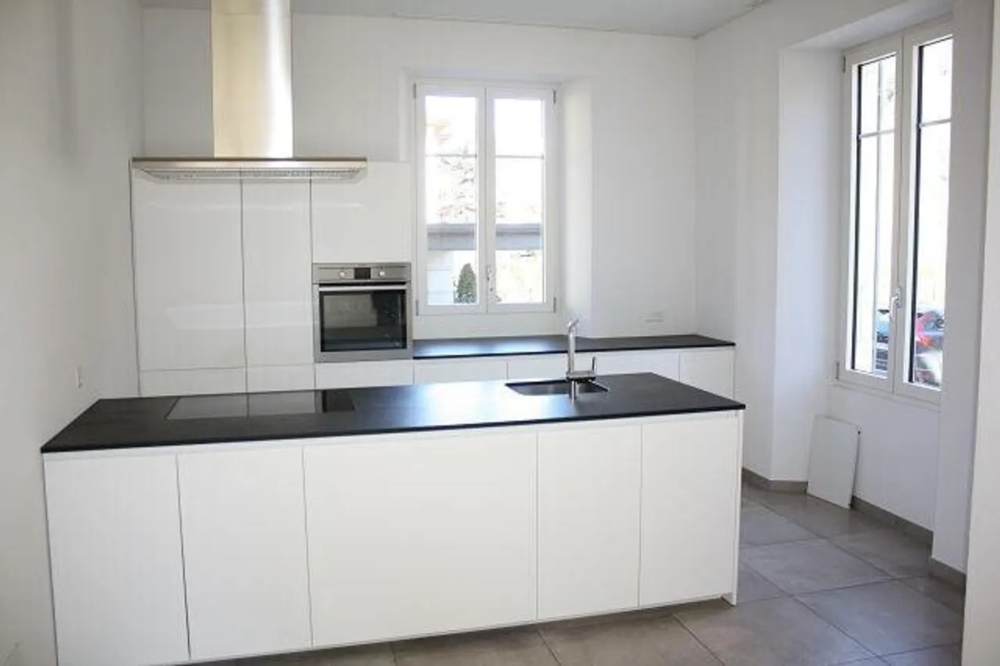 Belle maison de 3 familles avec jardin et terrain à bâtir - Photo 4 sur 13