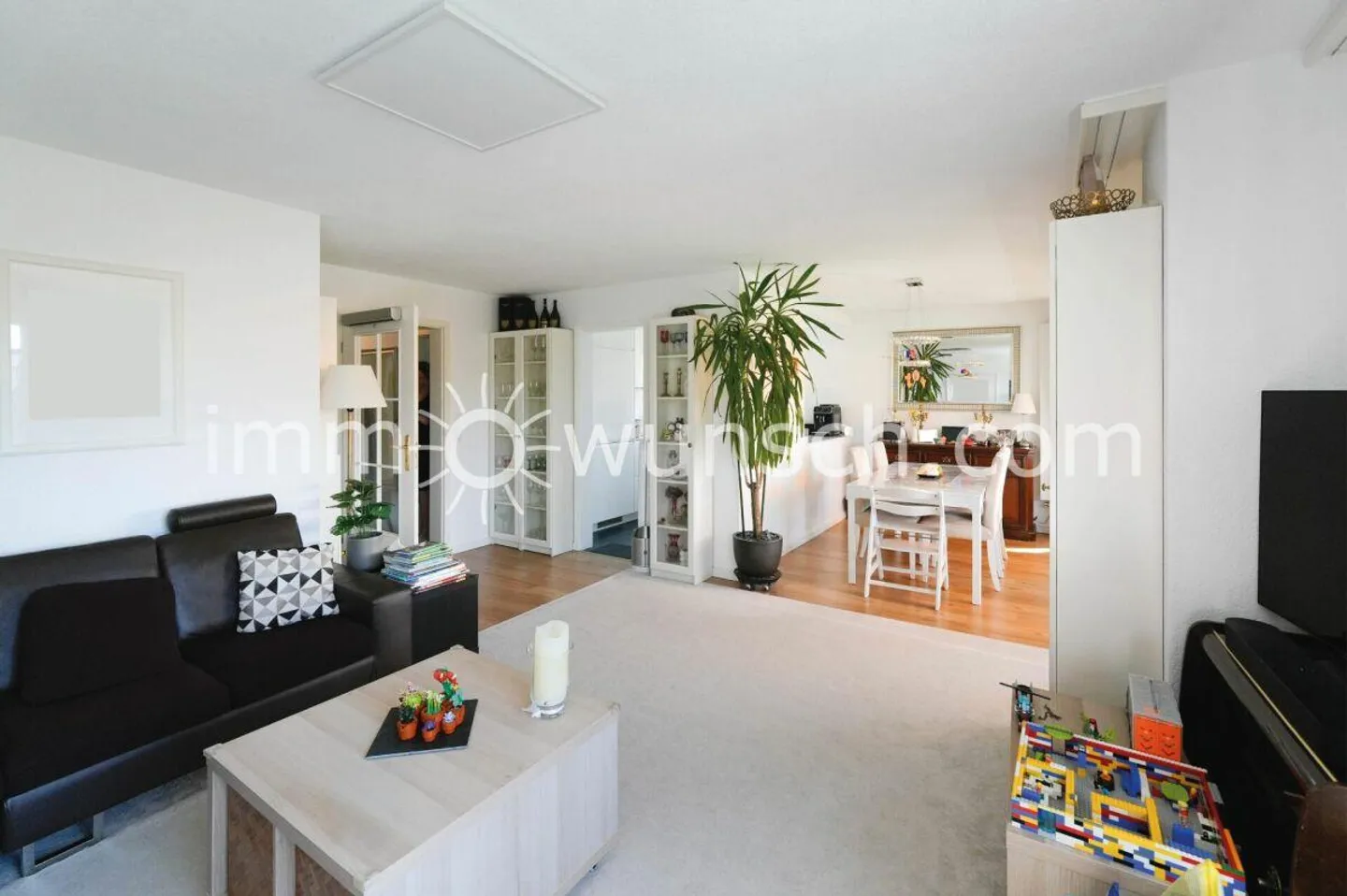 High-quality, sunny and quiet 4.5 room condominium - Photo 1 of 6