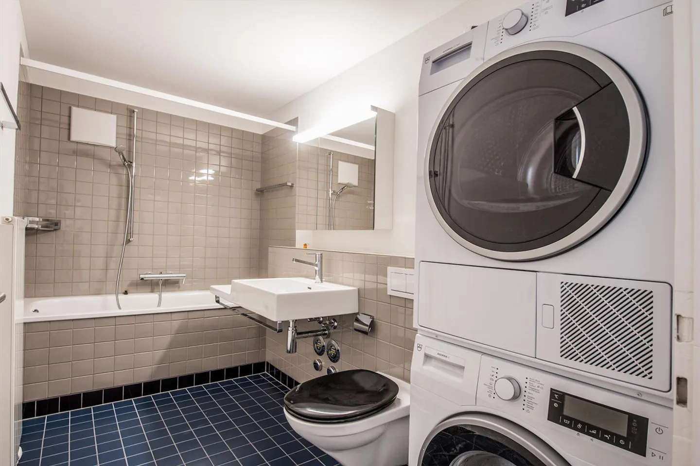 Appartamento moderno con 3 camere in un quartiere residenziale popolare - Foto 8 di 9