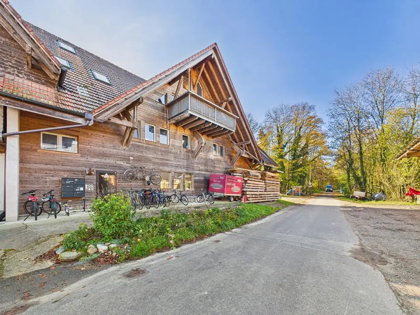 GROSSZÜGIG UND HELL IN DER NATUR - Foto 5 von 6