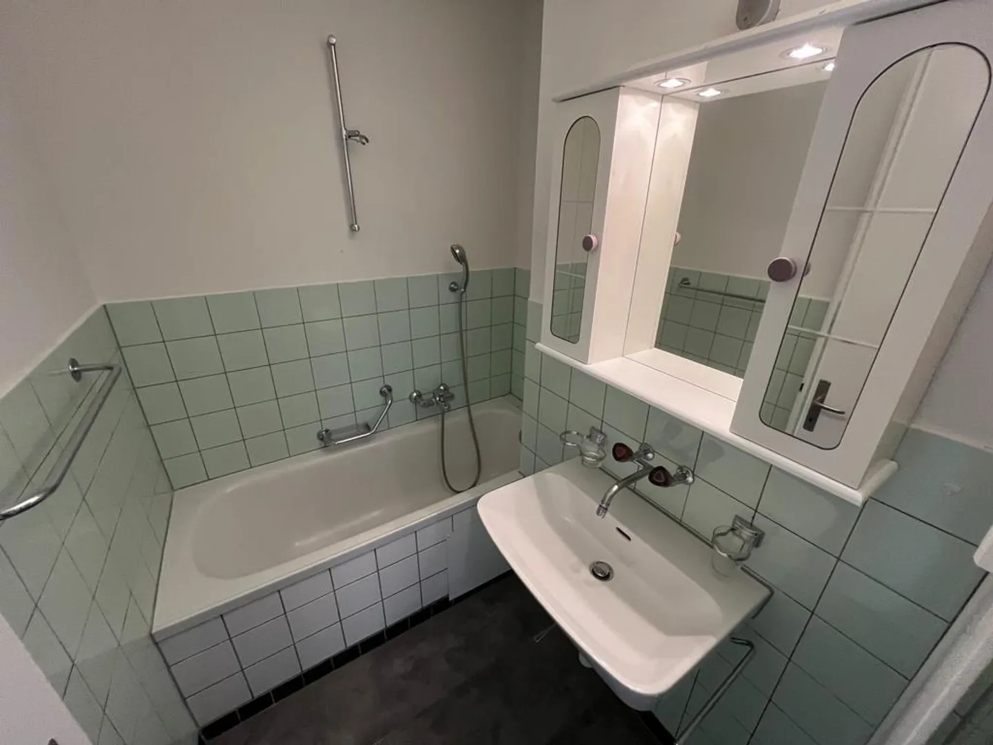 Appartement 4 pièces dans un emplacement calme directement près de la piscine Weiermatt - Photo 8 sur 10