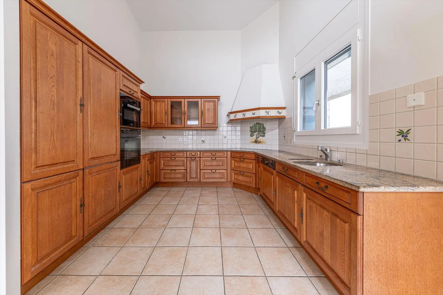 Attic 6 rooms - Photo 2 of 11