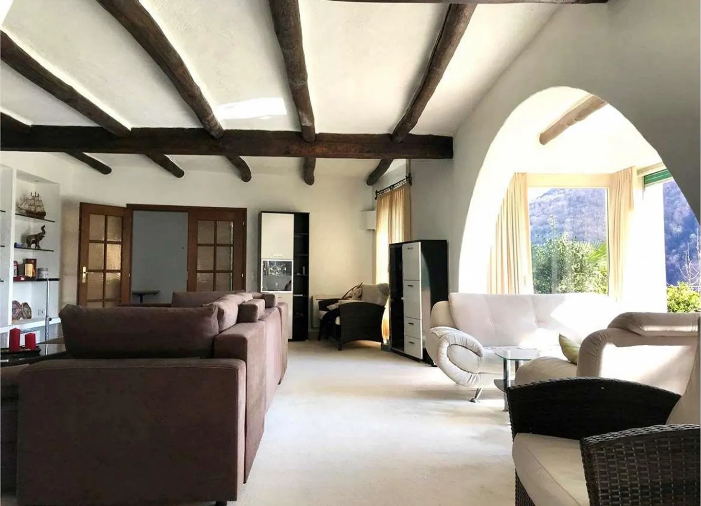 Schöne 7,5-Zimmer-Villa mit Seeblick im Grünen - Foto 9 von 13