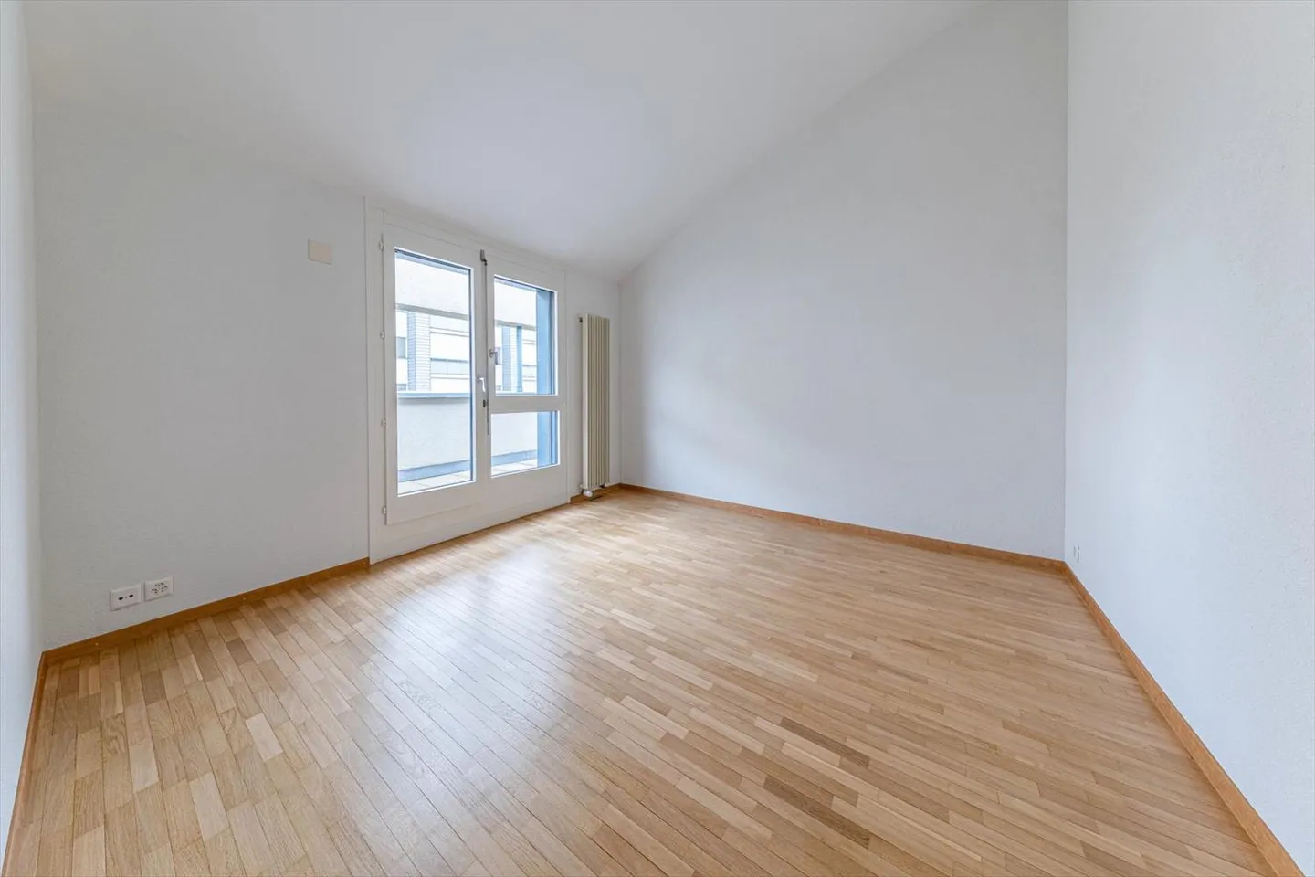 Attic 6 rooms - Photo 6 of 11