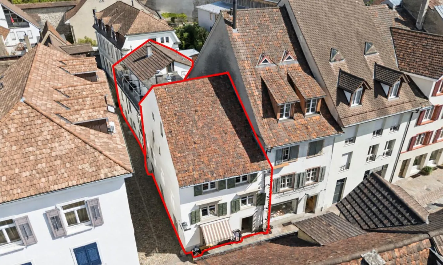 Two historic townhouses, 6 units, 523 m² – Rheinfelden - Photo 1 of 11