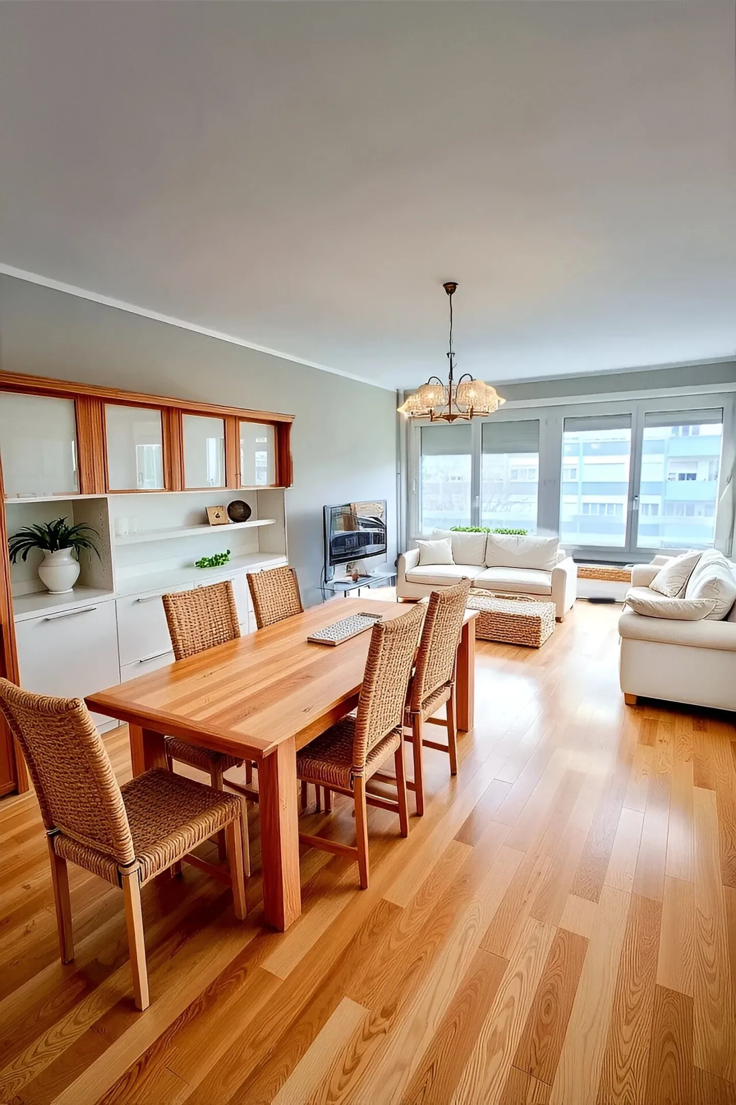 Attraversamento di 4 locali - Foto 1 di 6