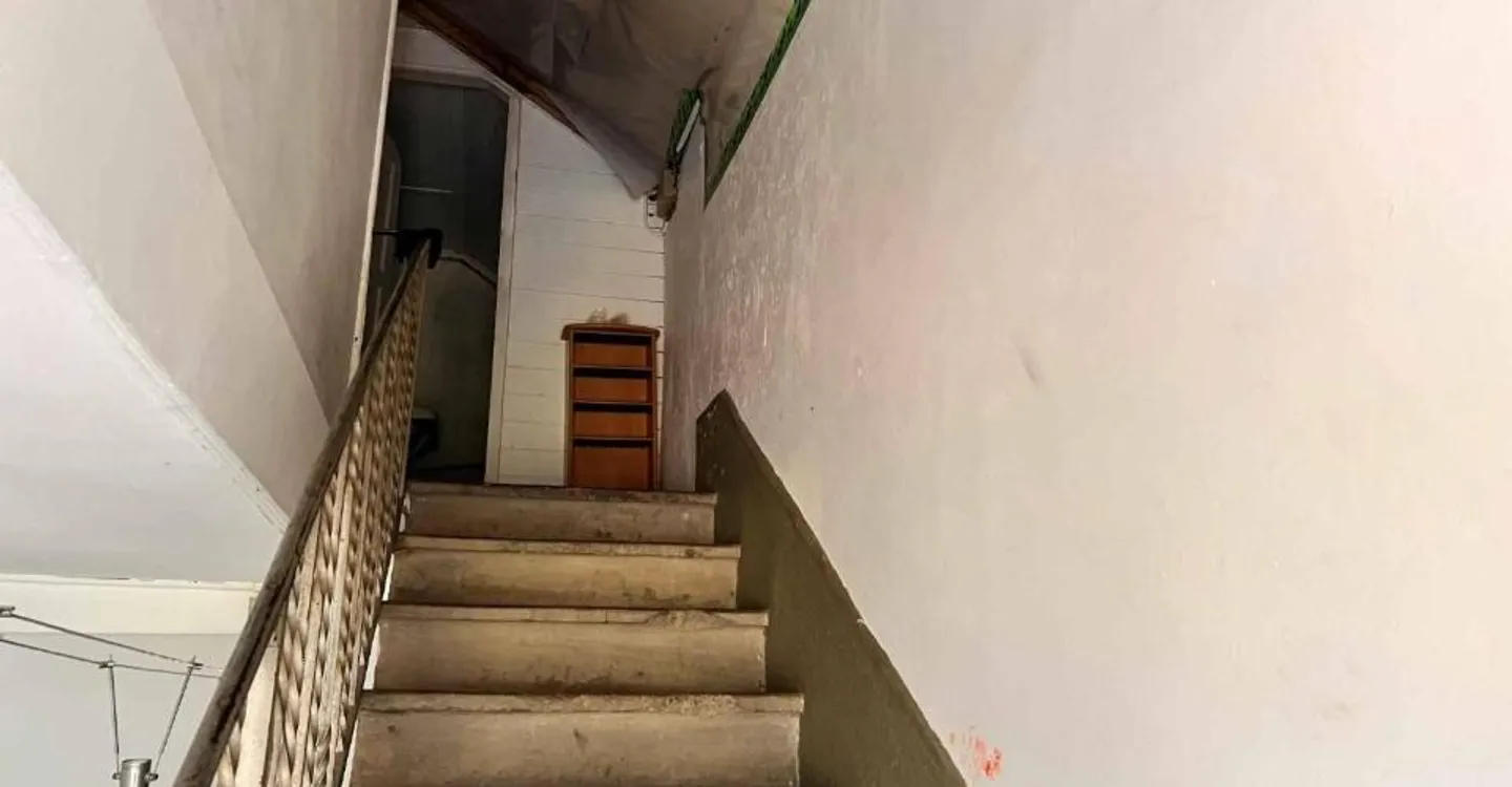 Edificio residenziale con due appartamenti da ristrutturare - Foto 10 di 12