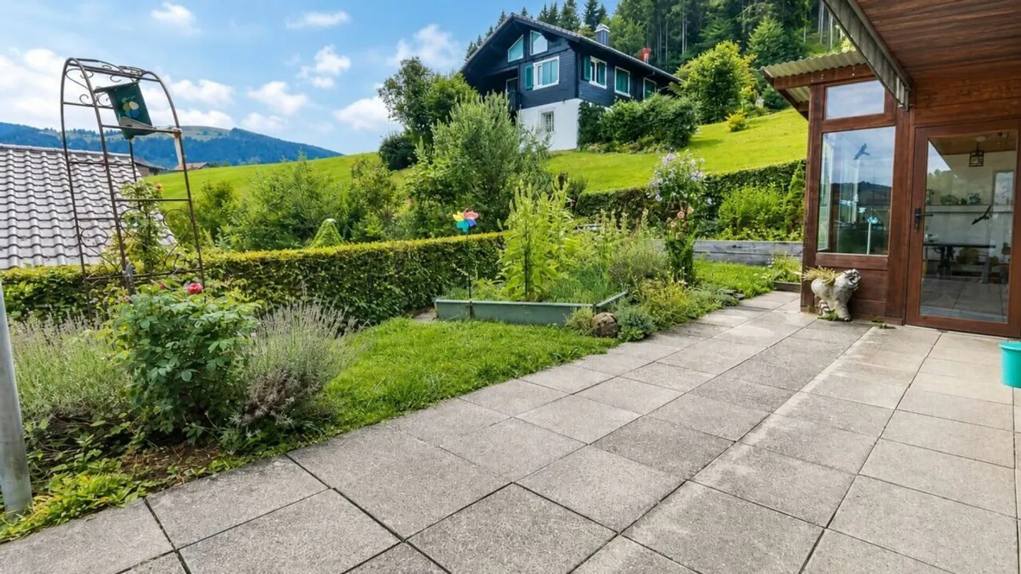 UN LOGENPLACE AU BORD DU LAC - Photo 10 sur 27