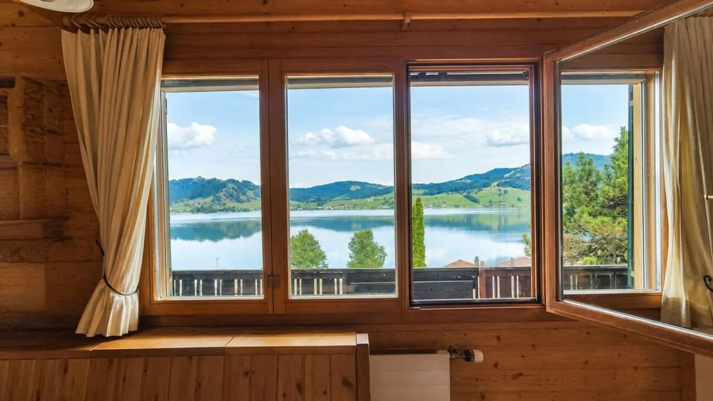 UN LOGENPLACE AU BORD DU LAC - Photo 13 sur 27