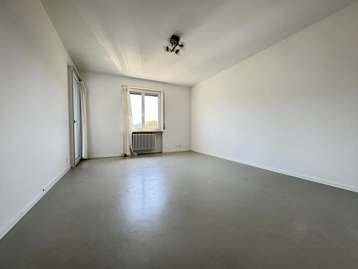 OPPORTUNITY - 3.5 ROOM APT. ON THE THIRD FLOOR WITH BALCONY IN BREGANZONA - Photo 5 of 10