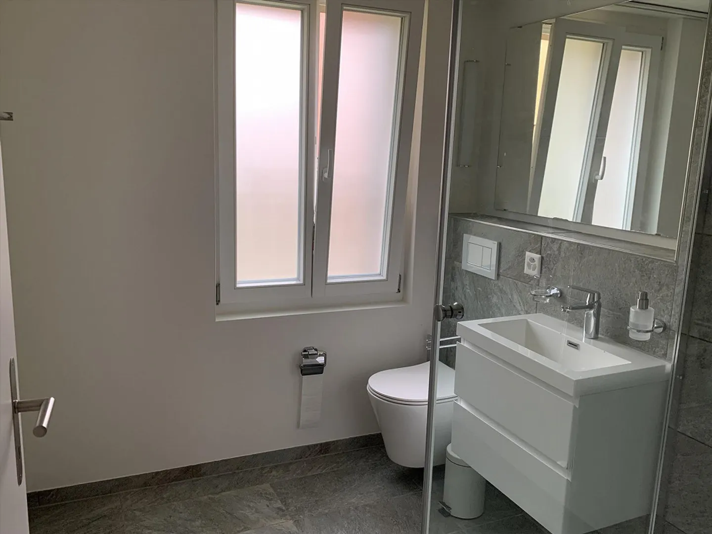 Stilvolle Wohnung in Zürich - Foto 2 von 5