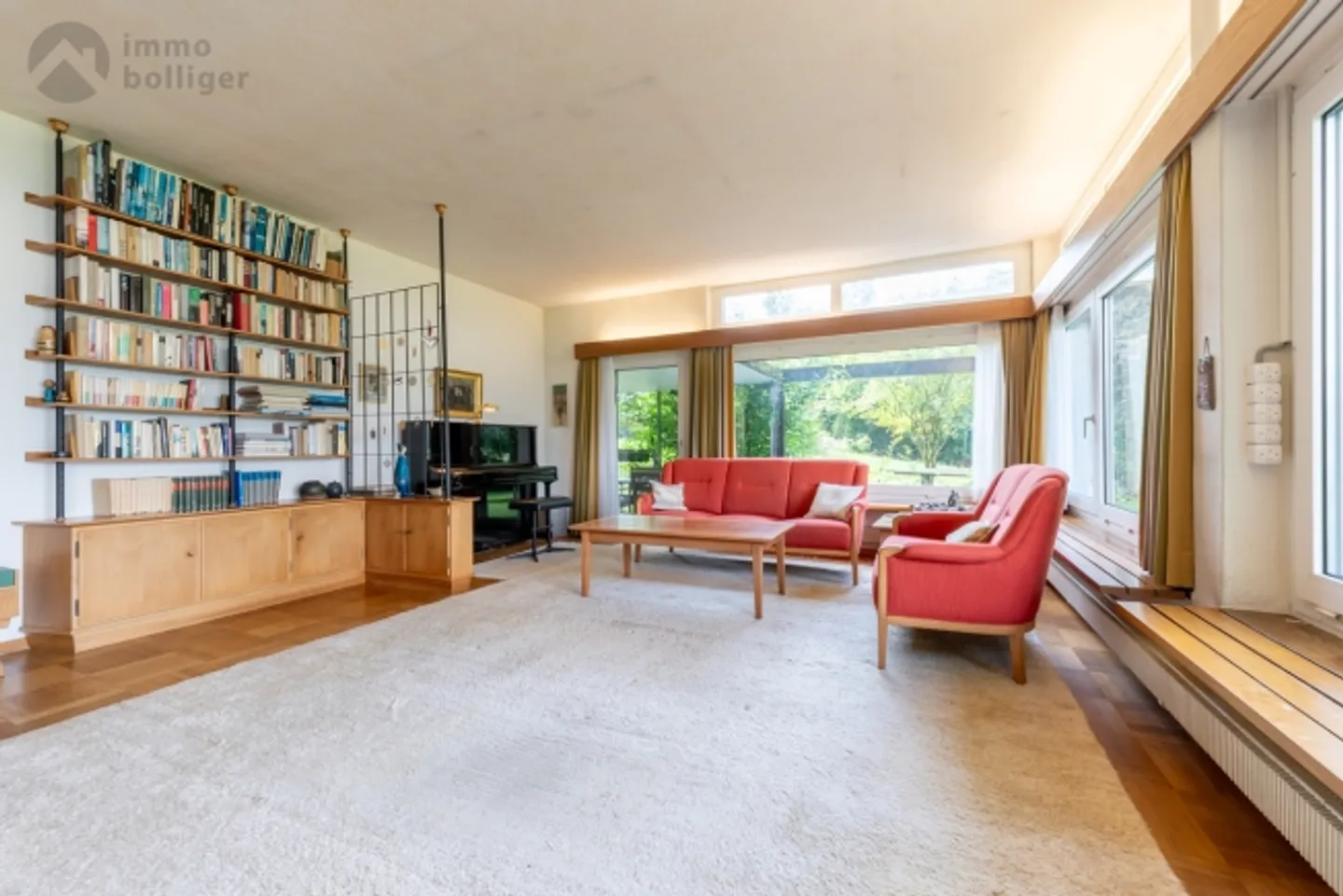 «Charmante Bauhaus-Liegenschaft mit Baulandreserve» - Foto 2 von 13