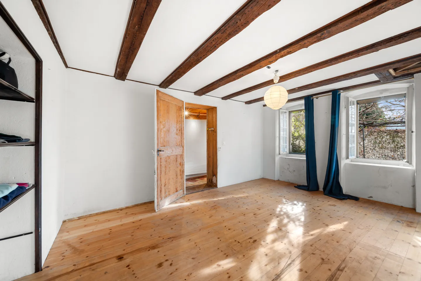 Charming property with natural pool near Lausanne - Photo 5 of 19