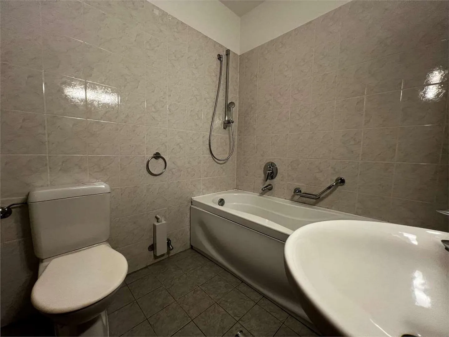 Rif. 2641 Lugano in affitto 3.5 stanze - Foto 6 di 8