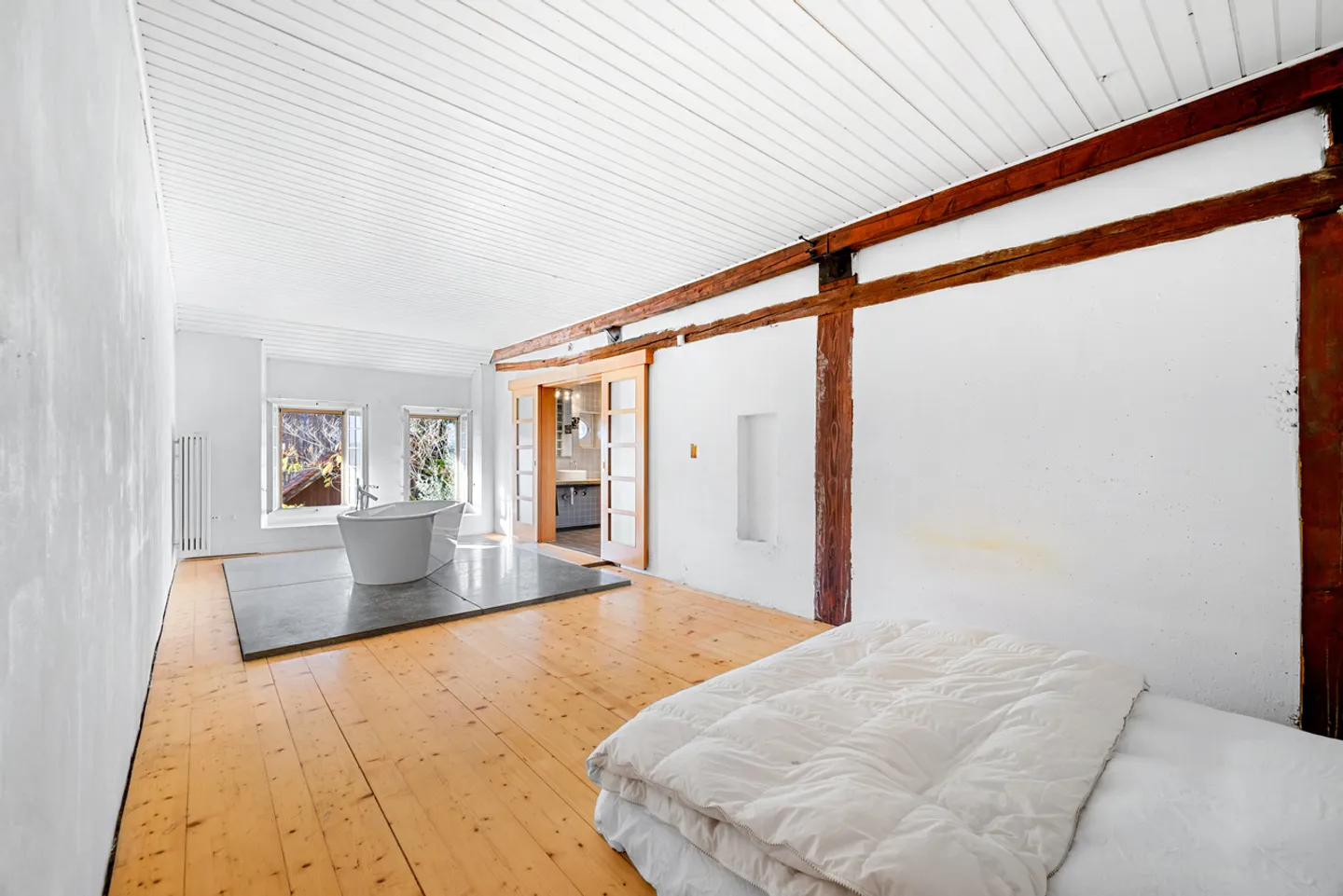 Charming property with natural pool near Lausanne - Photo 7 of 19