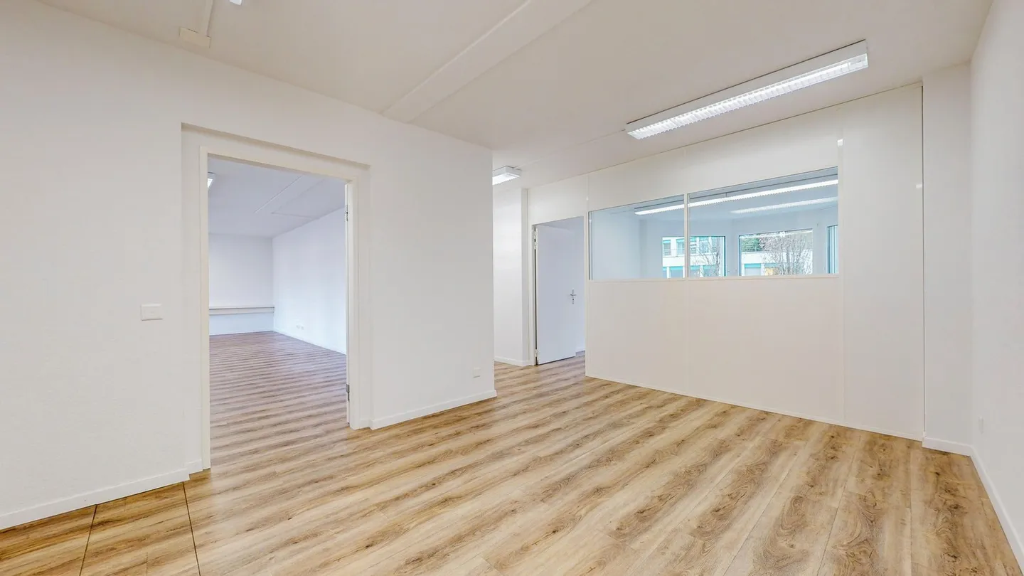 Zentrale Bürofläche in Lenzburg - Foto 7 von 13