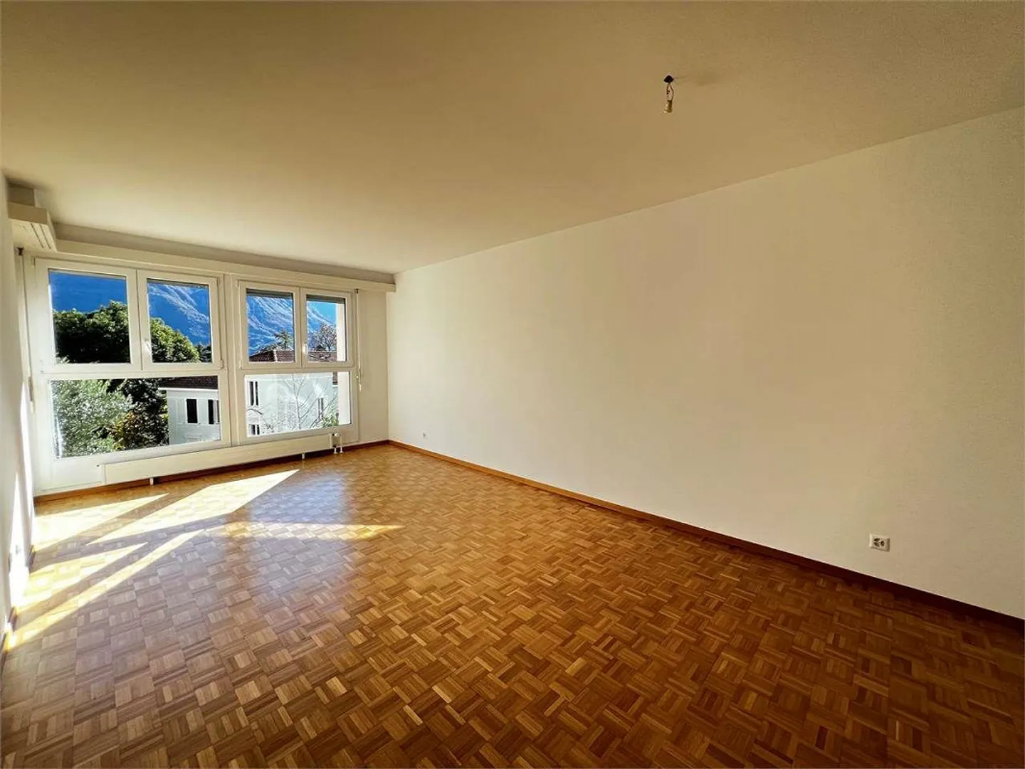 Rif. 2641 Lugano in affitto 3.5 stanze - Foto 2 di 8