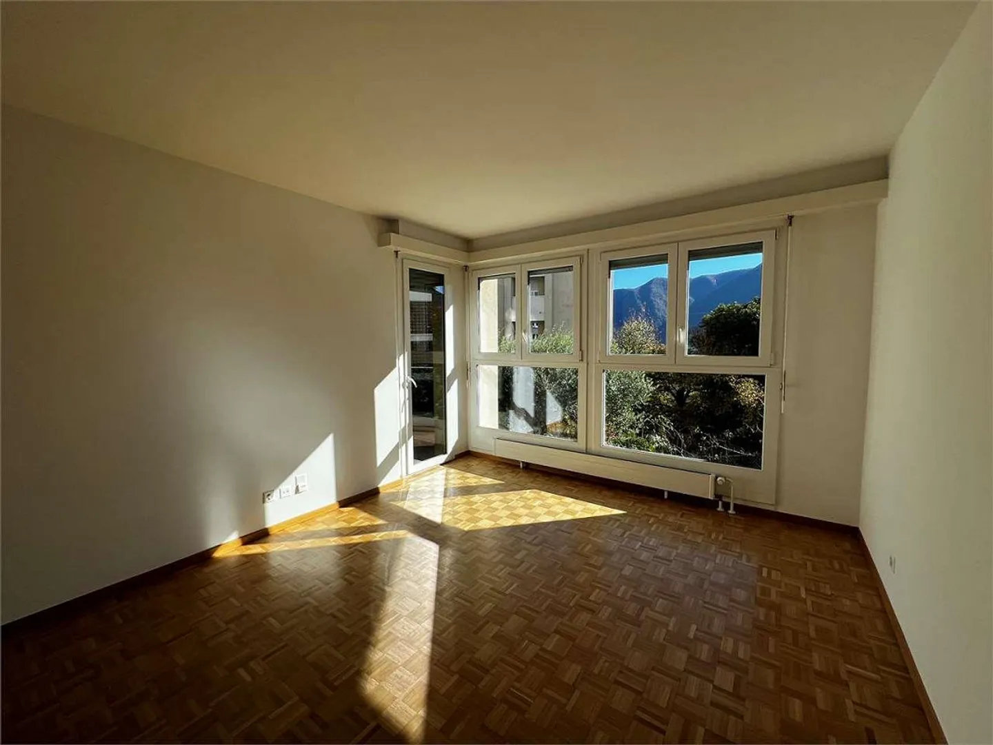 Rif. 2641 Lugano in affitto 3.5 stanze - Foto 4 di 8