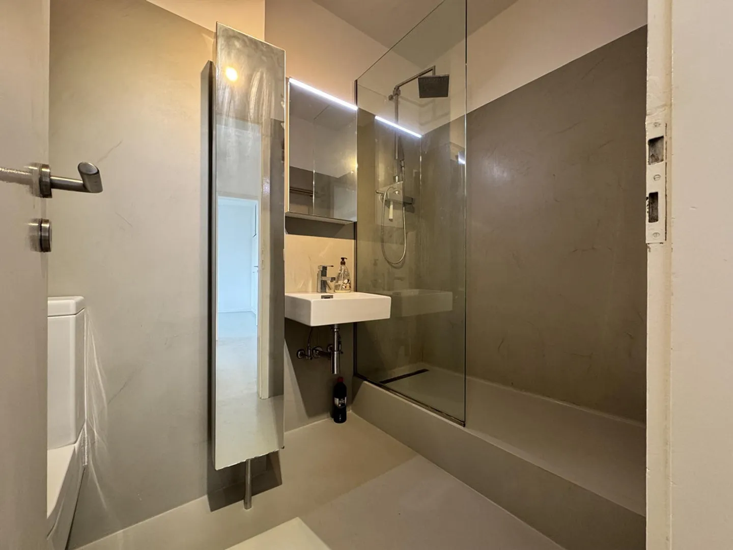 OPPORTUNITY - 3.5 ROOM APT. ON THE THIRD FLOOR WITH BALCONY IN BREGANZONA - Photo 8 of 10
