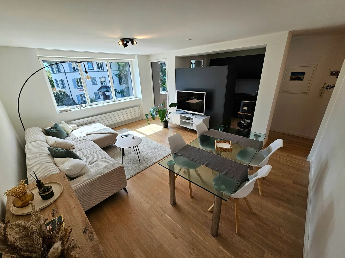 APPARTEMENT 3½ PIÈCES À LUCERNE, MEUBLÉ, TEMPORAIRE - Photo 1 sur 10