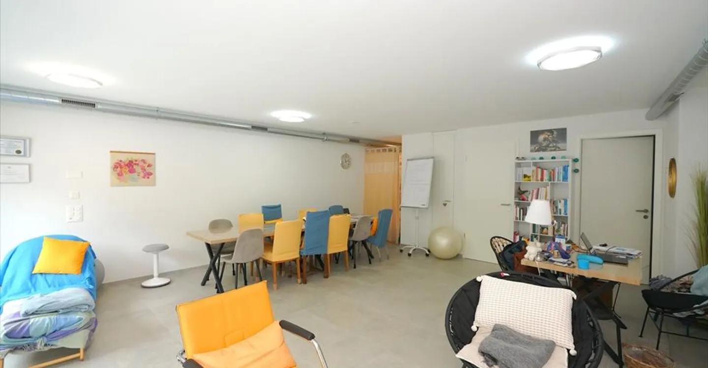 Gewerbefläche in Sierre - Foto 2 von 8