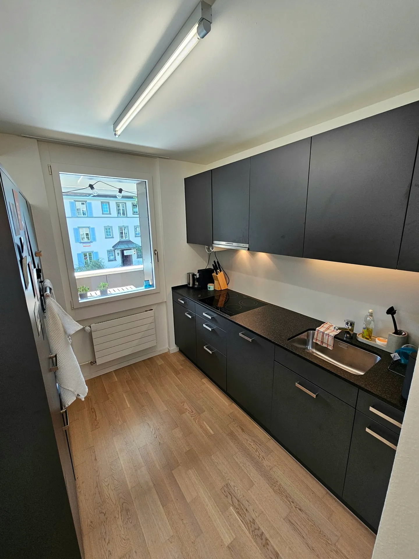 APPARTEMENT 3½ PIÈCES À LUCERNE, MEUBLÉ, TEMPORAIRE - Photo 3 sur 10