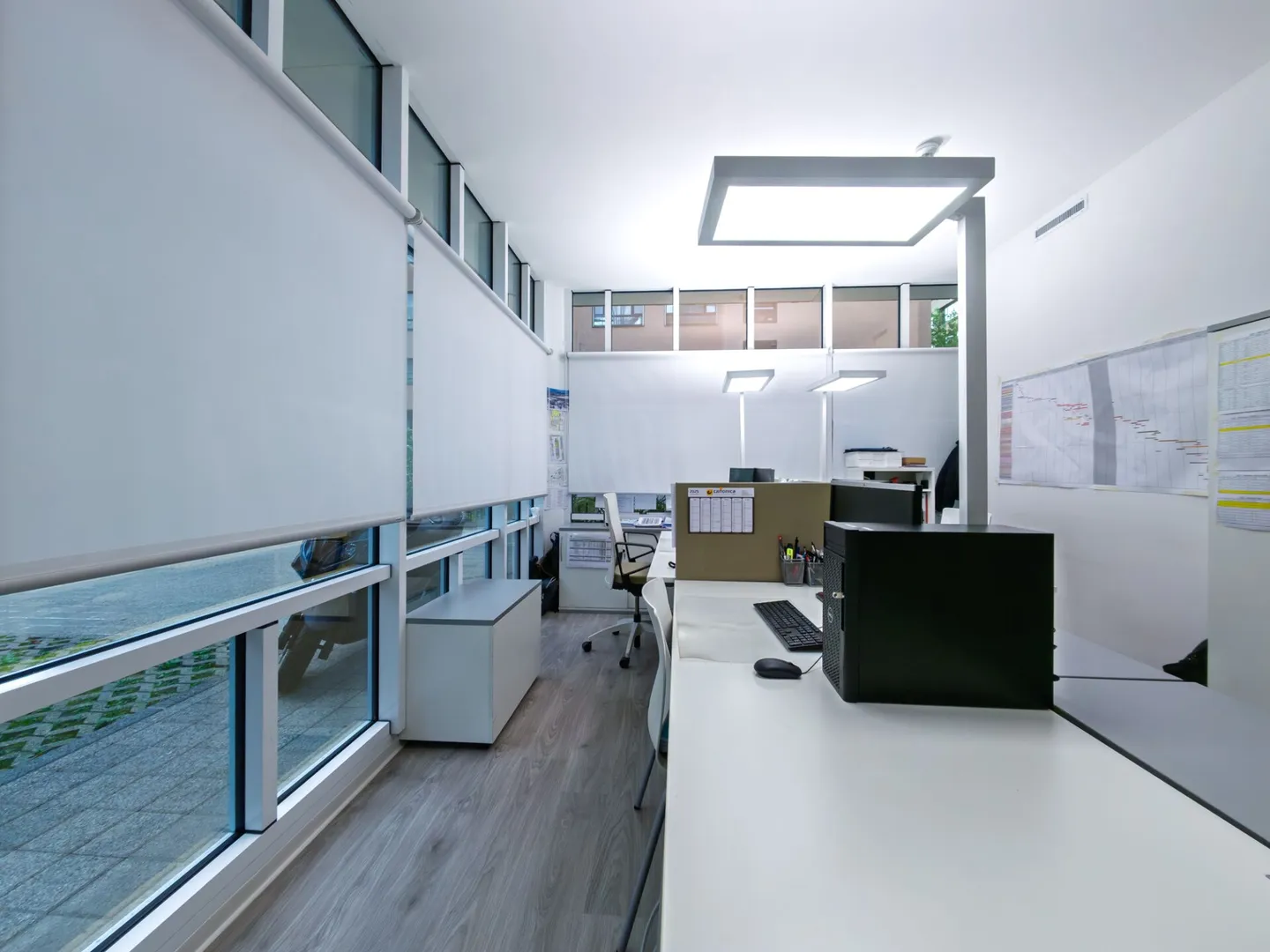 Prise en charge du bail - Bureau moderne et lumineux au centre de Lugano - Photo 3 sur 11