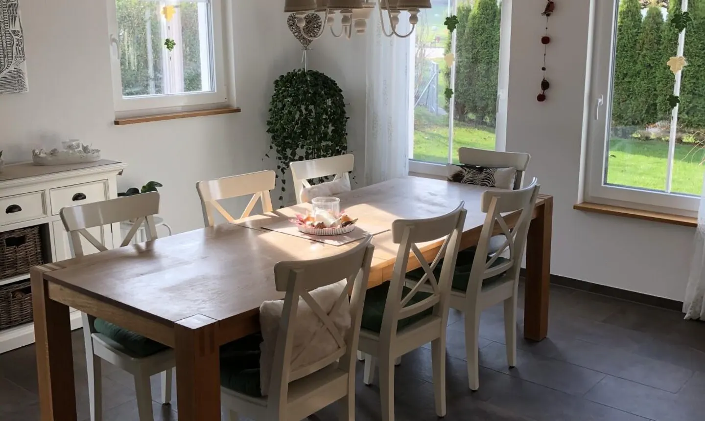 Geräumiges Einfamilienhaus mit Garten - Foto 10 von 13