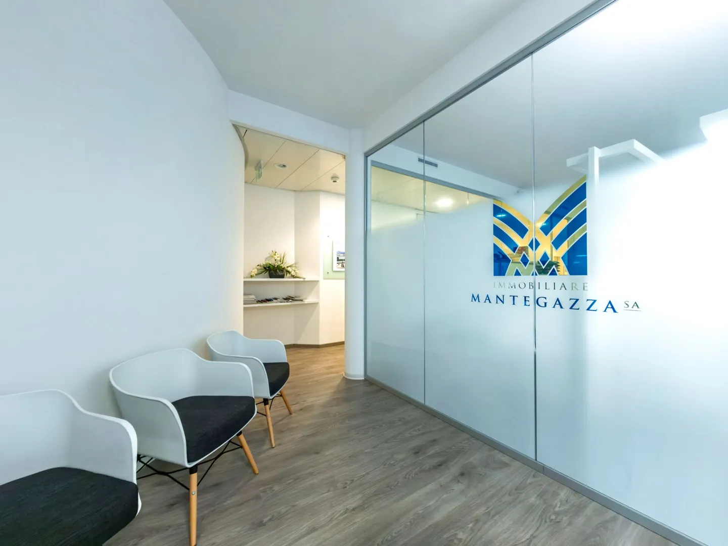 Prise en charge du bail - Bureau moderne et lumineux au centre de Lugano - Photo 8 sur 11