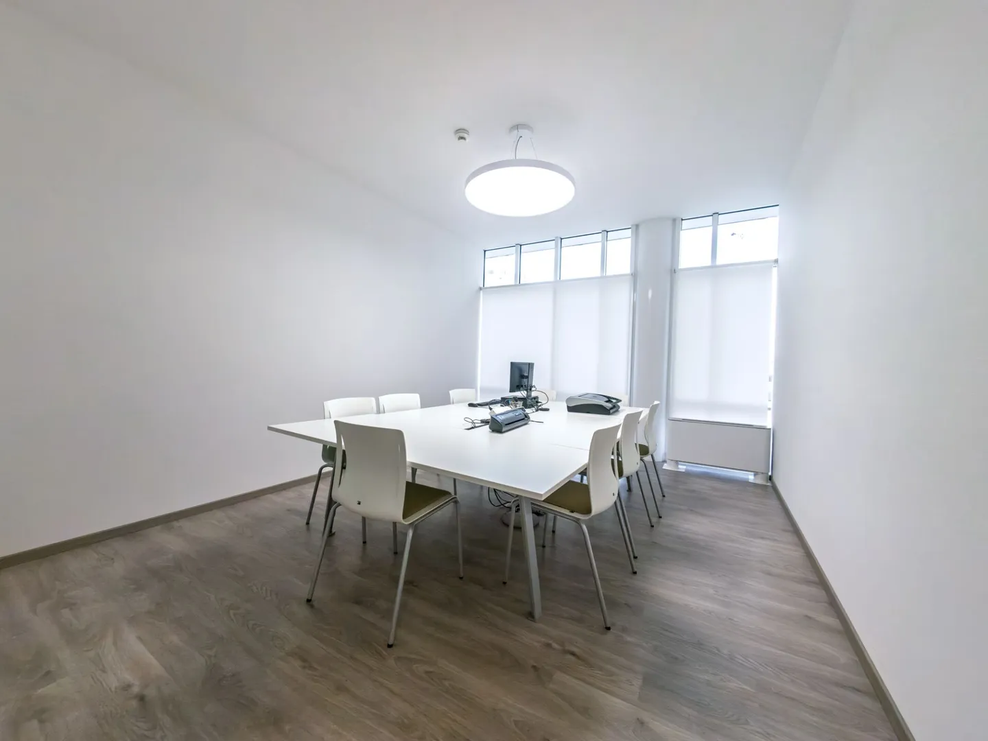 Prise en charge du bail - Bureau moderne et lumineux au centre de Lugano - Photo 7 sur 11