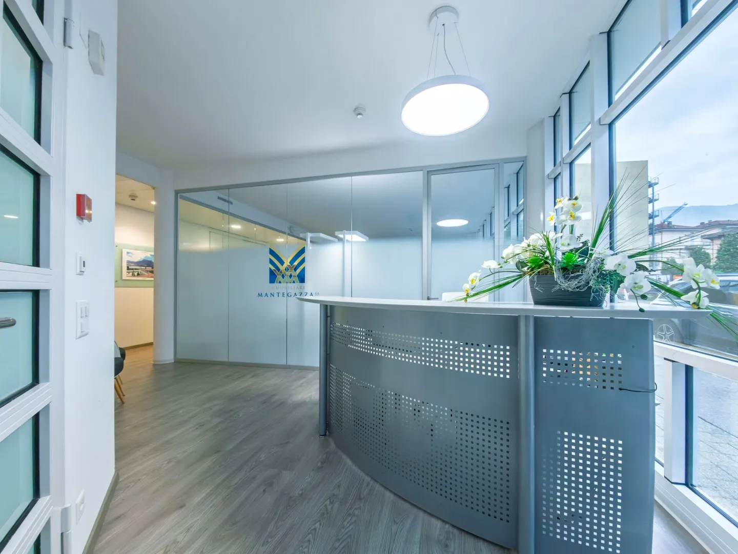 Prise en charge du bail - Bureau moderne et lumineux au centre de Lugano - Photo 9 sur 11