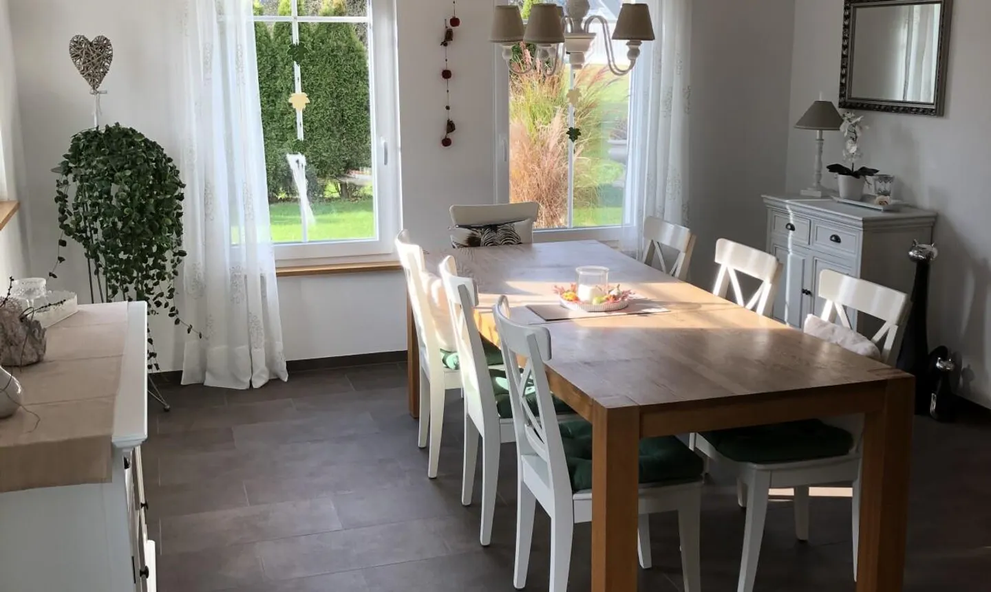 Geräumiges Einfamilienhaus mit Garten - Foto 9 von 13