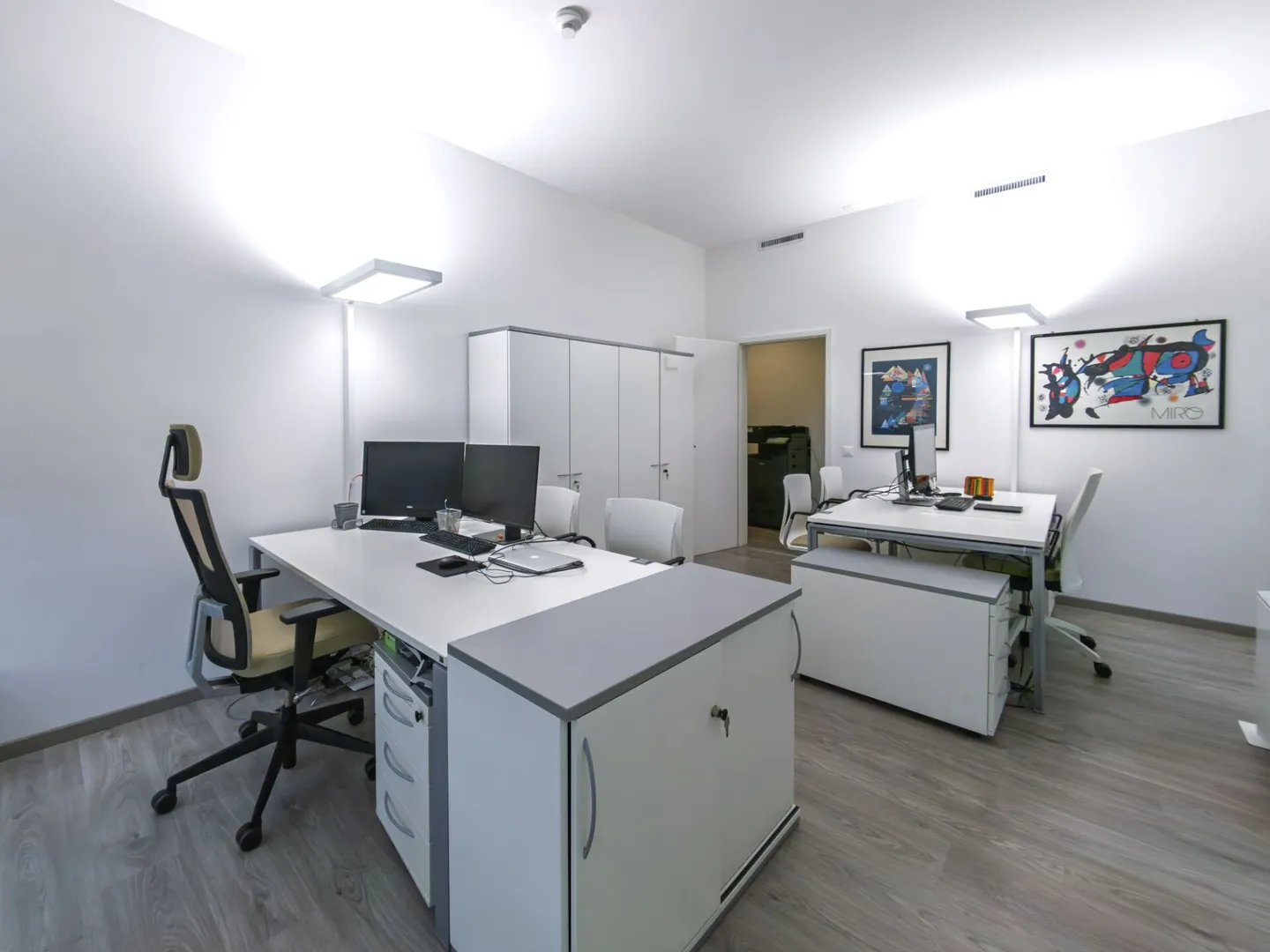 Prise en charge du bail - Bureau moderne et lumineux au centre de Lugano - Photo 1 sur 11