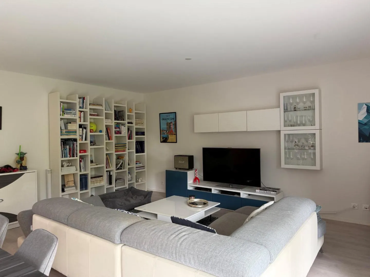 Bel Appartement avec Grand Balcon - Photo 7 sur 13