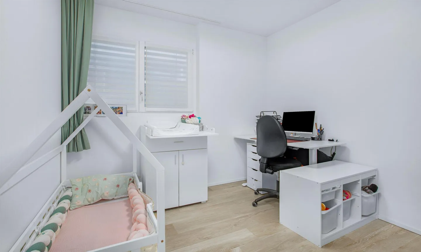 STUNNING AND MODERN 3.5 ROOMS WITH GARDEN IN PAZZALLO - Photo 6 of 10