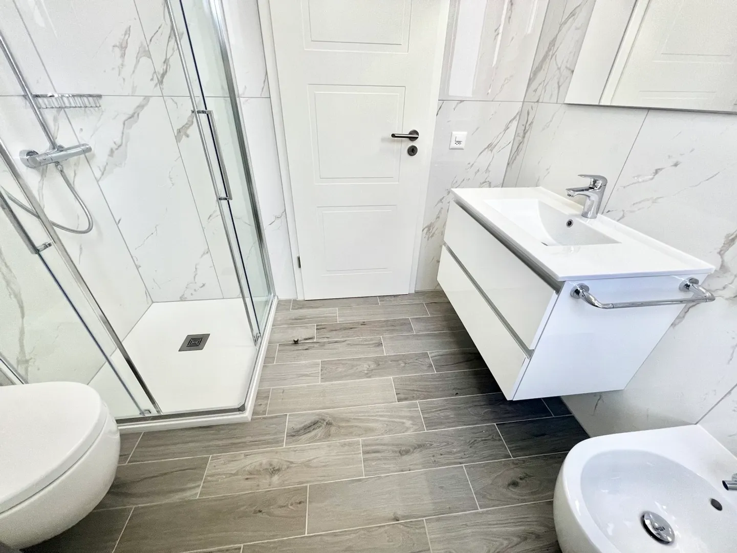 Appartamento 4,5 locali a Capolago – Vista panoramica e tranquillità - Foto 8 di 13