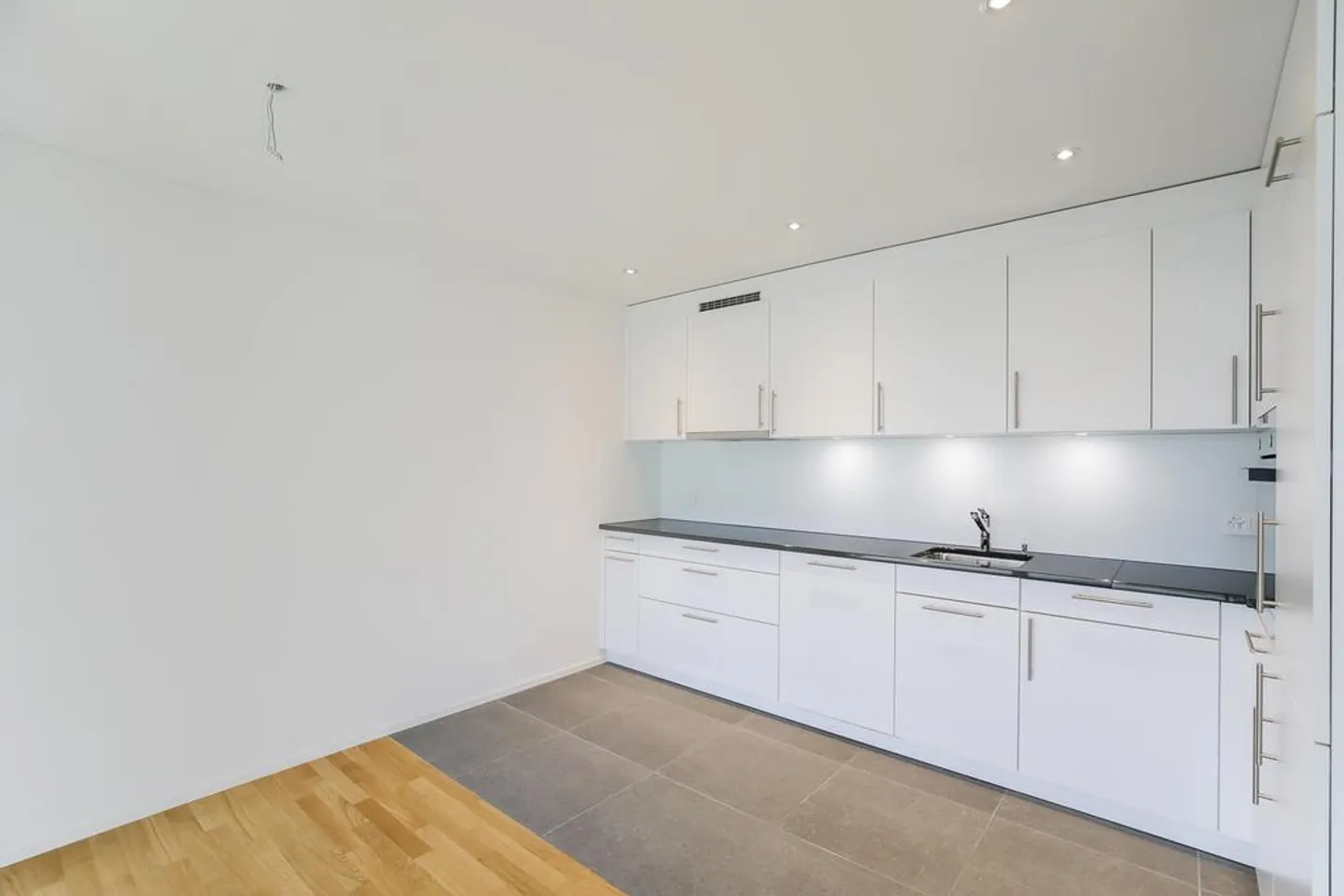 Posizione residenziale tranquilla e centrale! - Foto 2 di 9