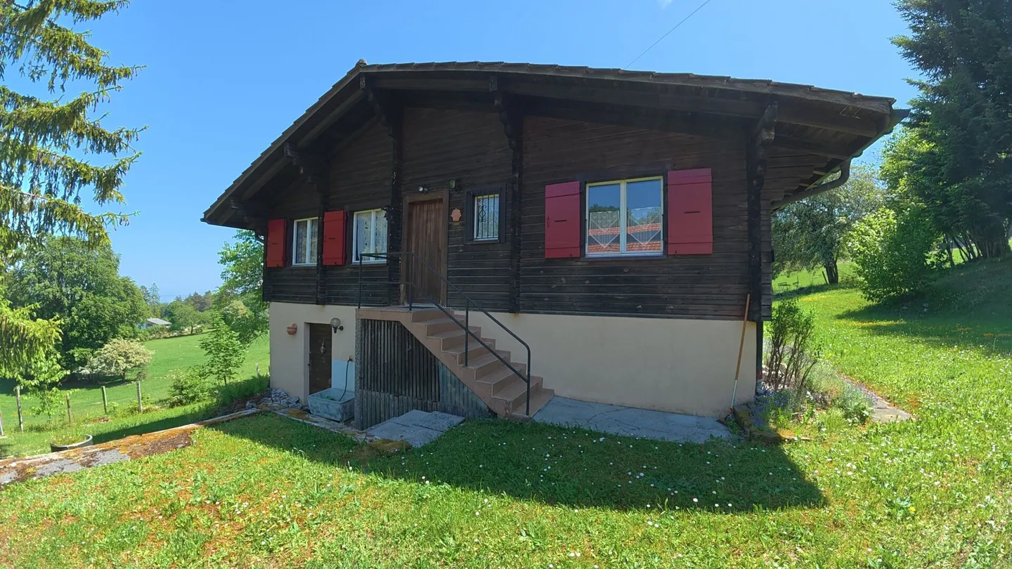 Idyllic chalet with large plot in a completely quiet location in Magglingen - Photo 9 of 15