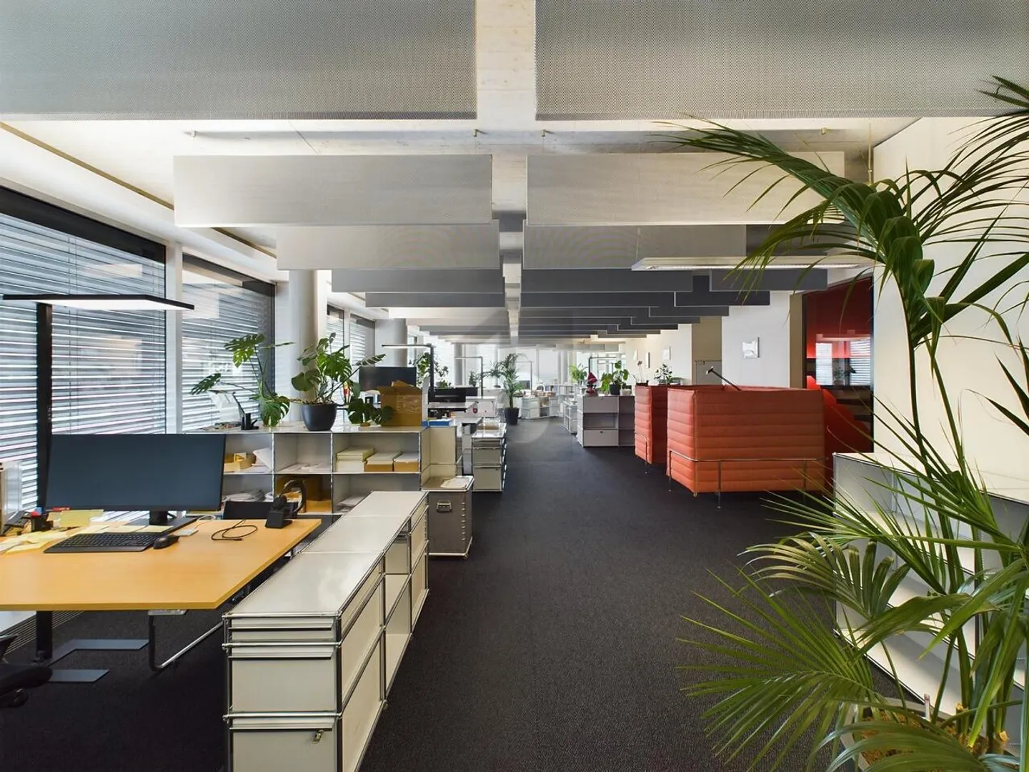 REPRESENTATIVE AND MODERN WITH LOTS OF NATURAL LIGHT - Photo 3 of 6