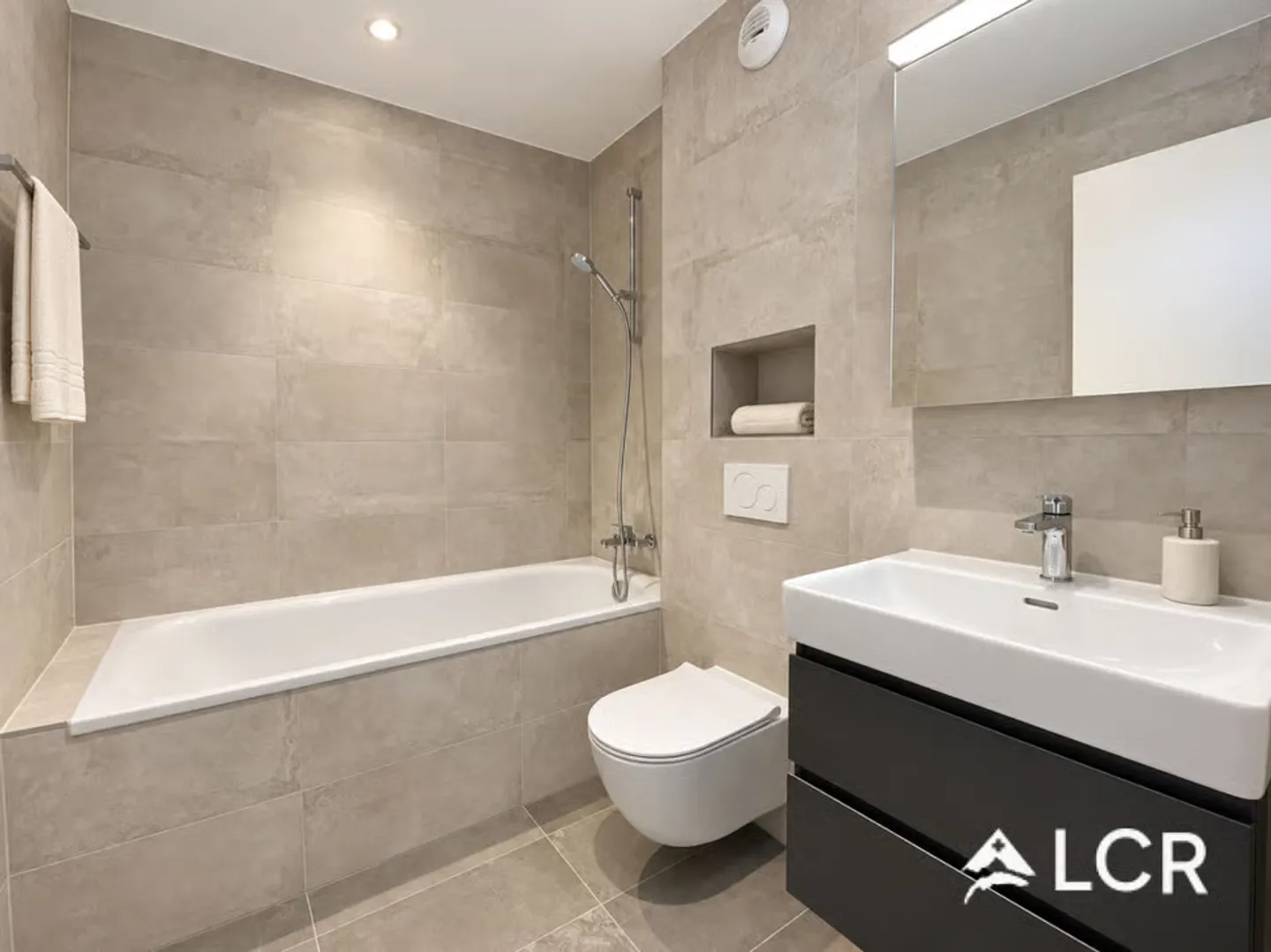 Charmant appartement 2.5p - Photo 4 sur 10