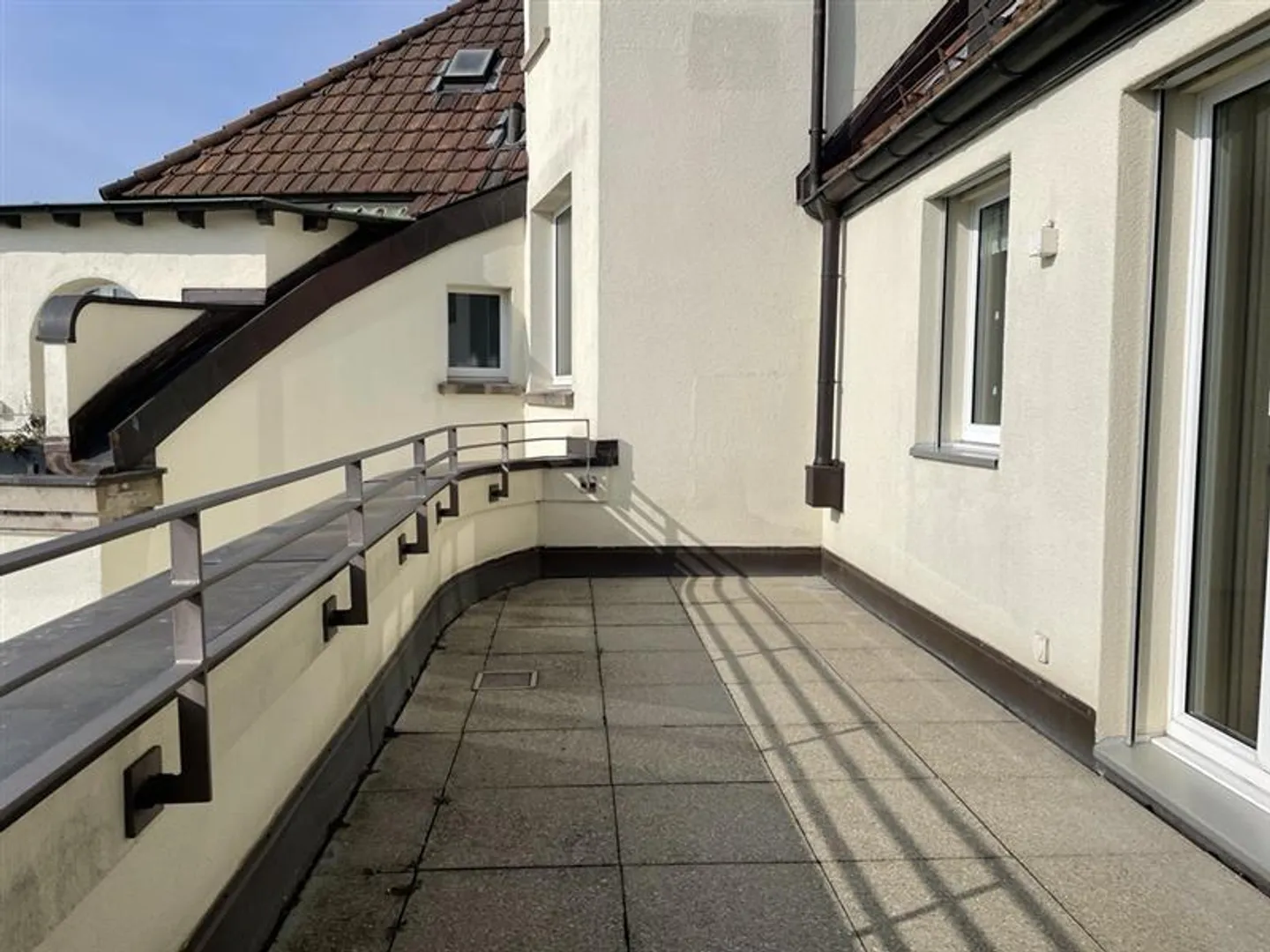 Ampio attico a Seefeld con posizione diretta sul lago di Zurigo - Foto 7 di 11