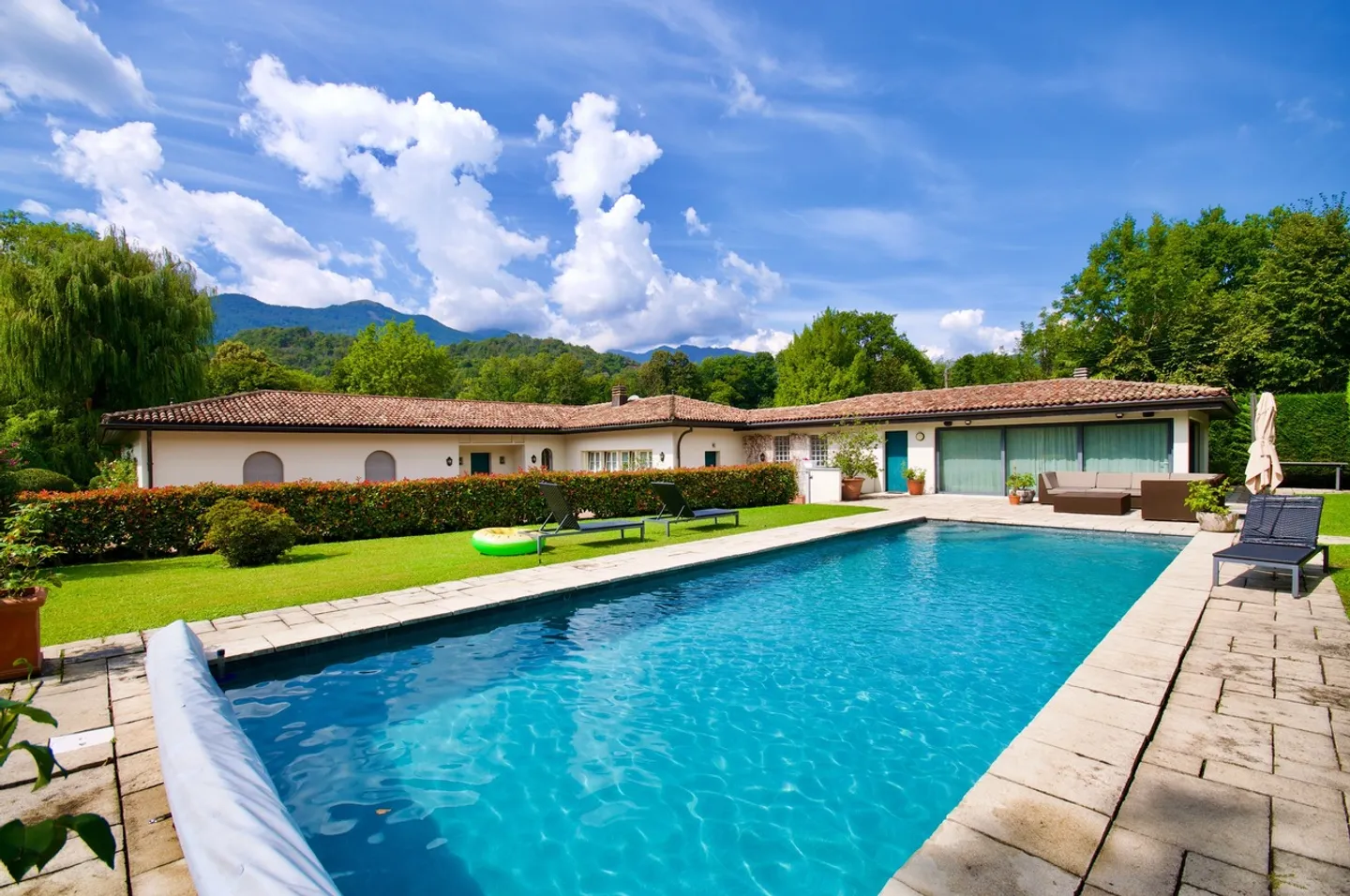 Villa kaufen - Foto 1 von 21