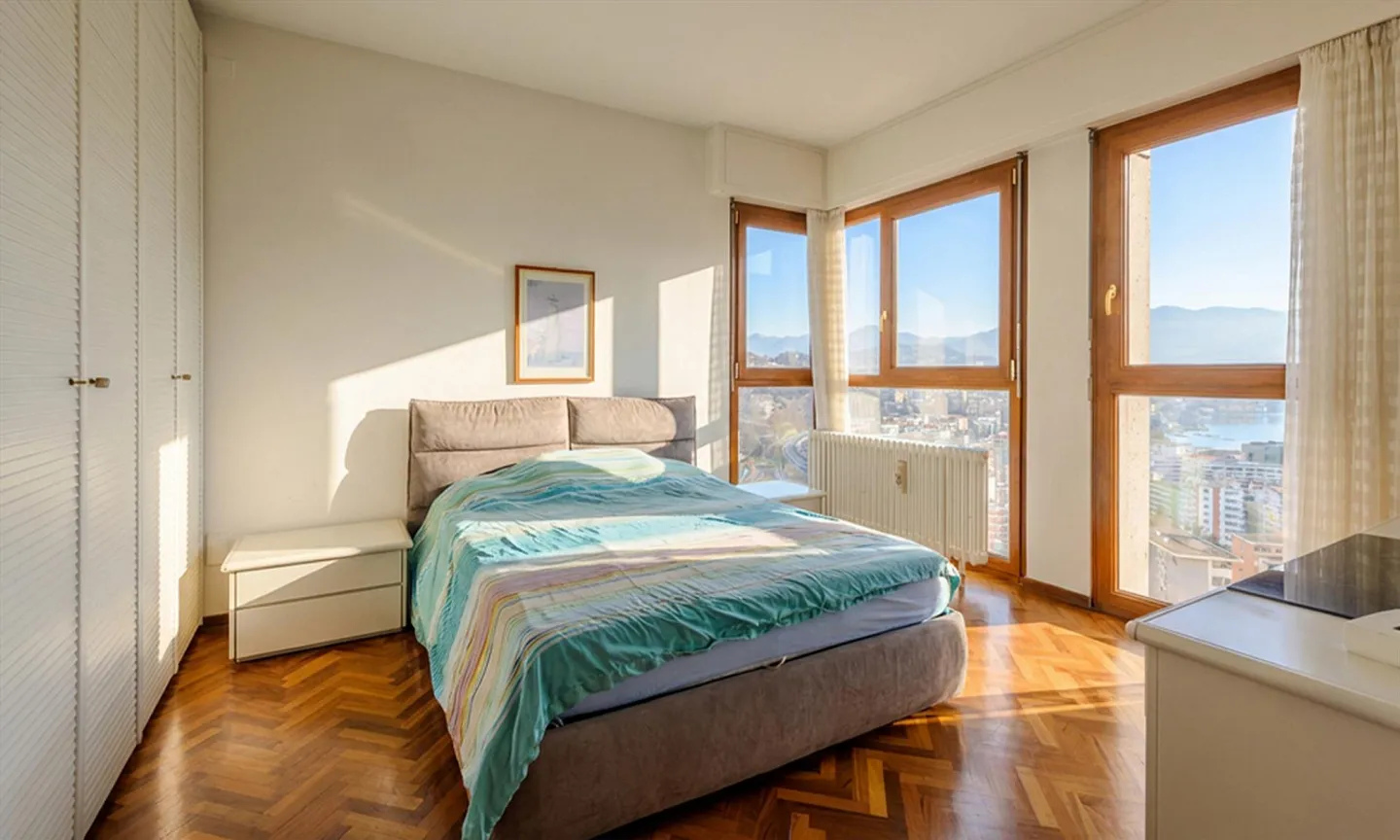 SPLENDID 3.5 ROOMS FURNISHED APARTMENT WITH TERRACE IN PAZZALLO - Photo 5 of 10