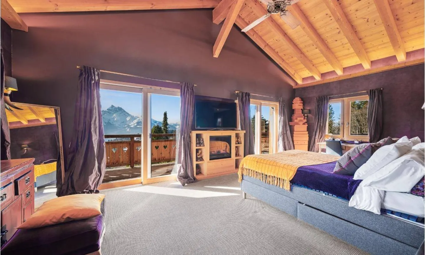 Property 9 Rooms in Gryon - Photo 17 of 23