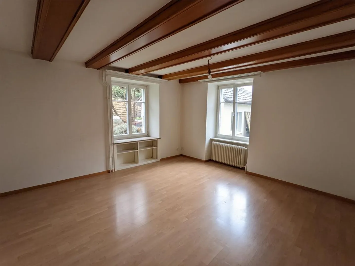 Bel appartement de 3 pièces au centre du village d'Arlesheim - Photo 2 sur 10
